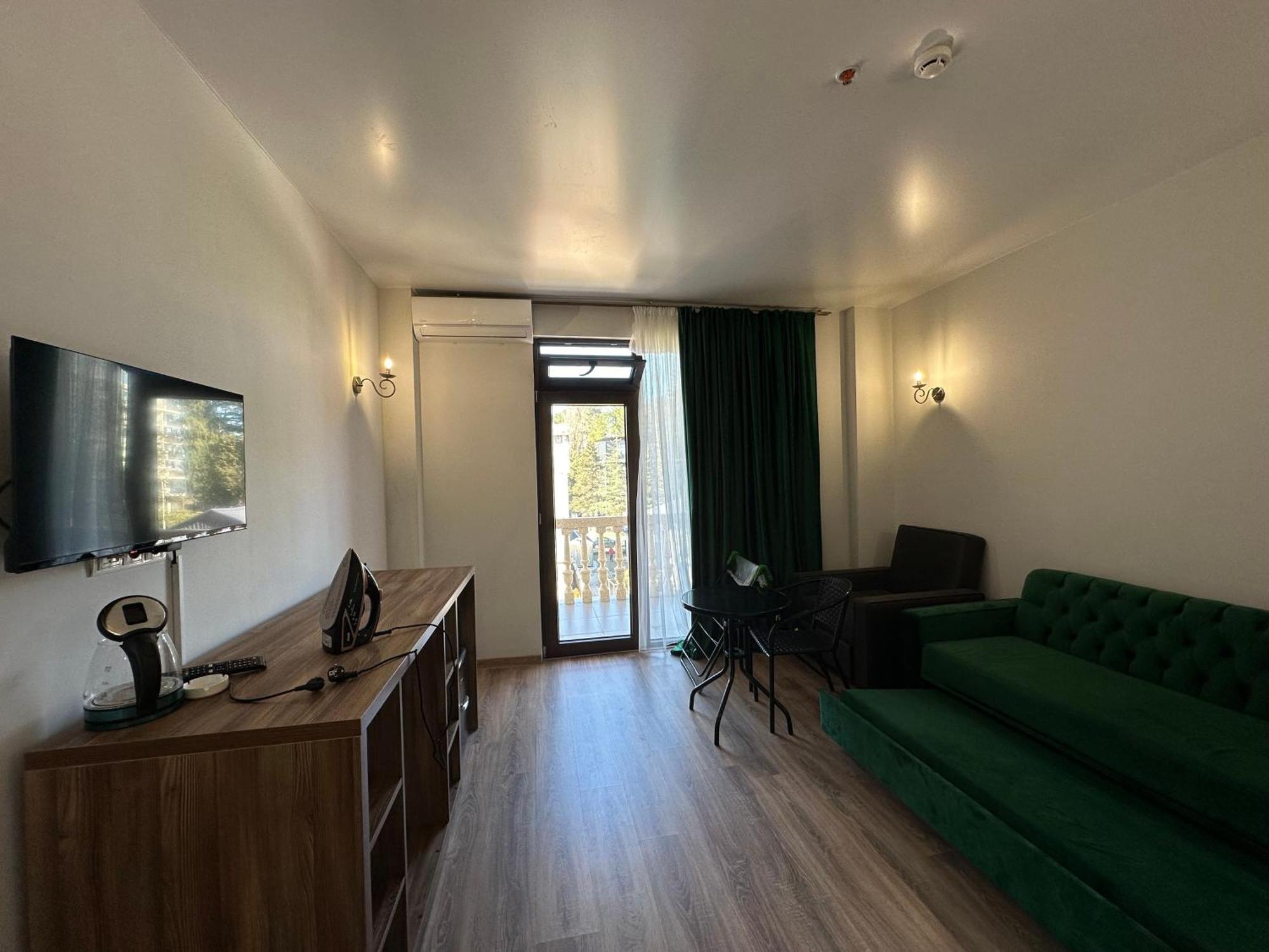 Majestic Otel Kobuleti Dış mekan fotoğraf