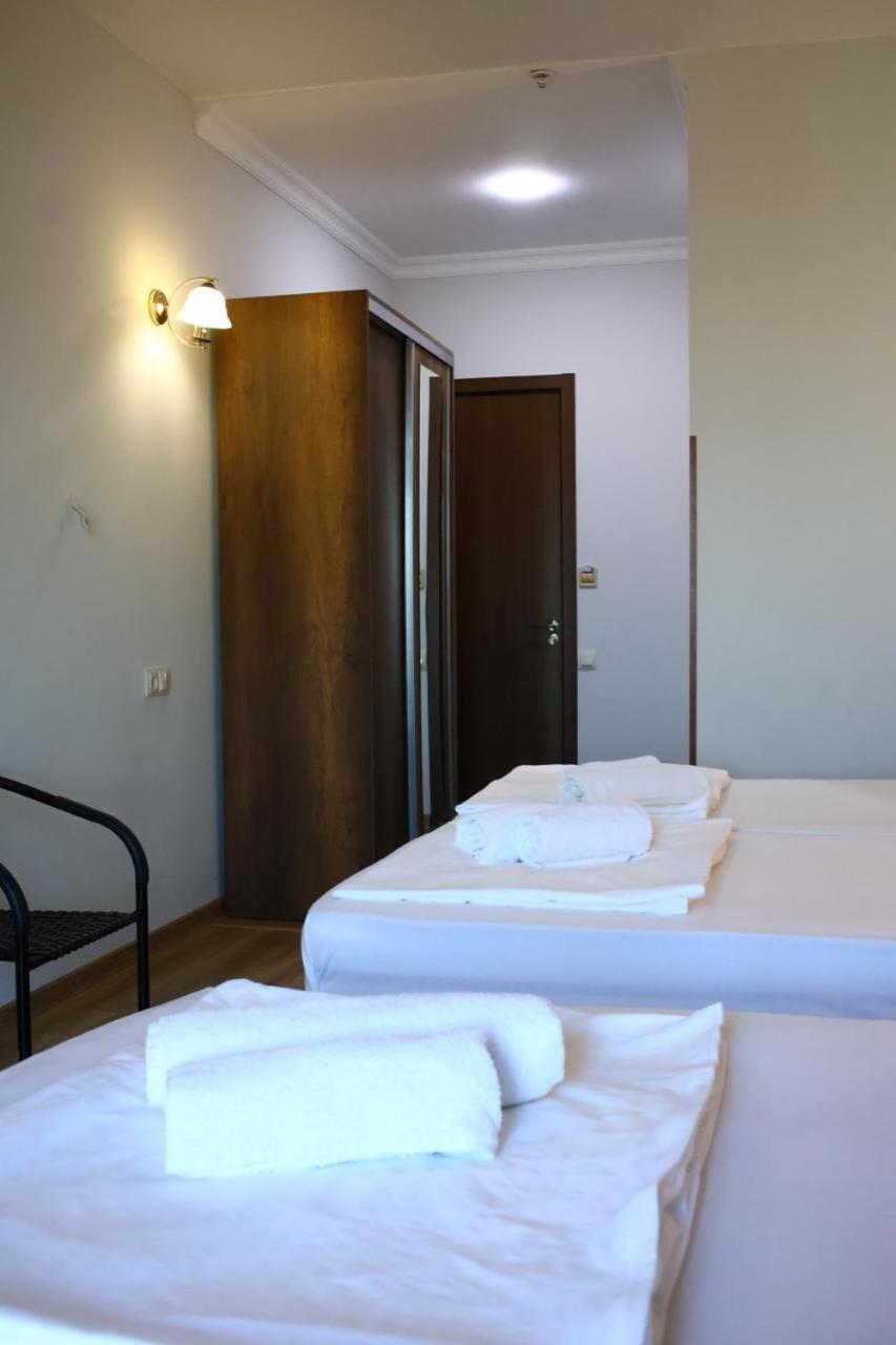 Majestic Otel Kobuleti Dış mekan fotoğraf