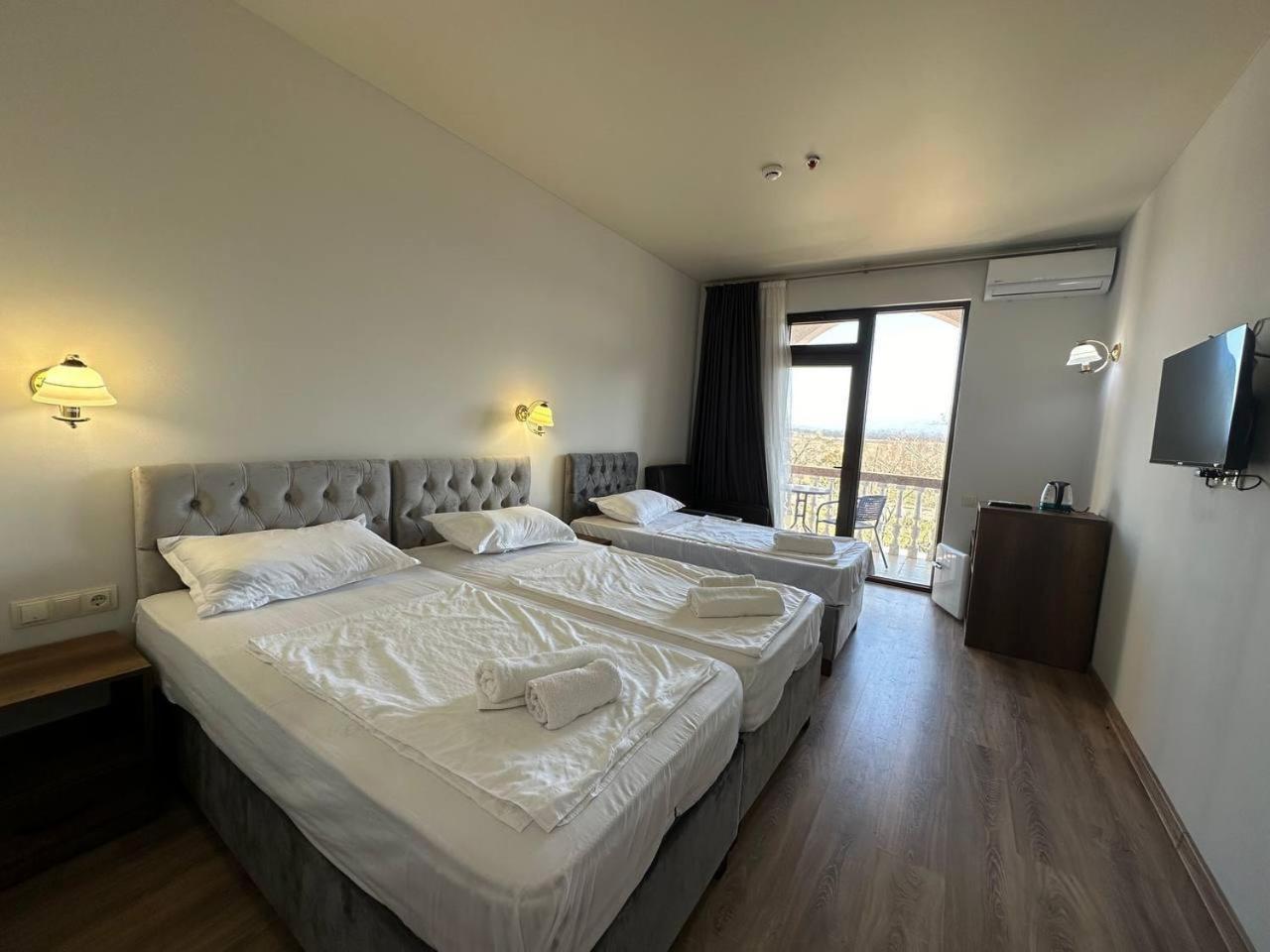 Majestic Otel Kobuleti Dış mekan fotoğraf